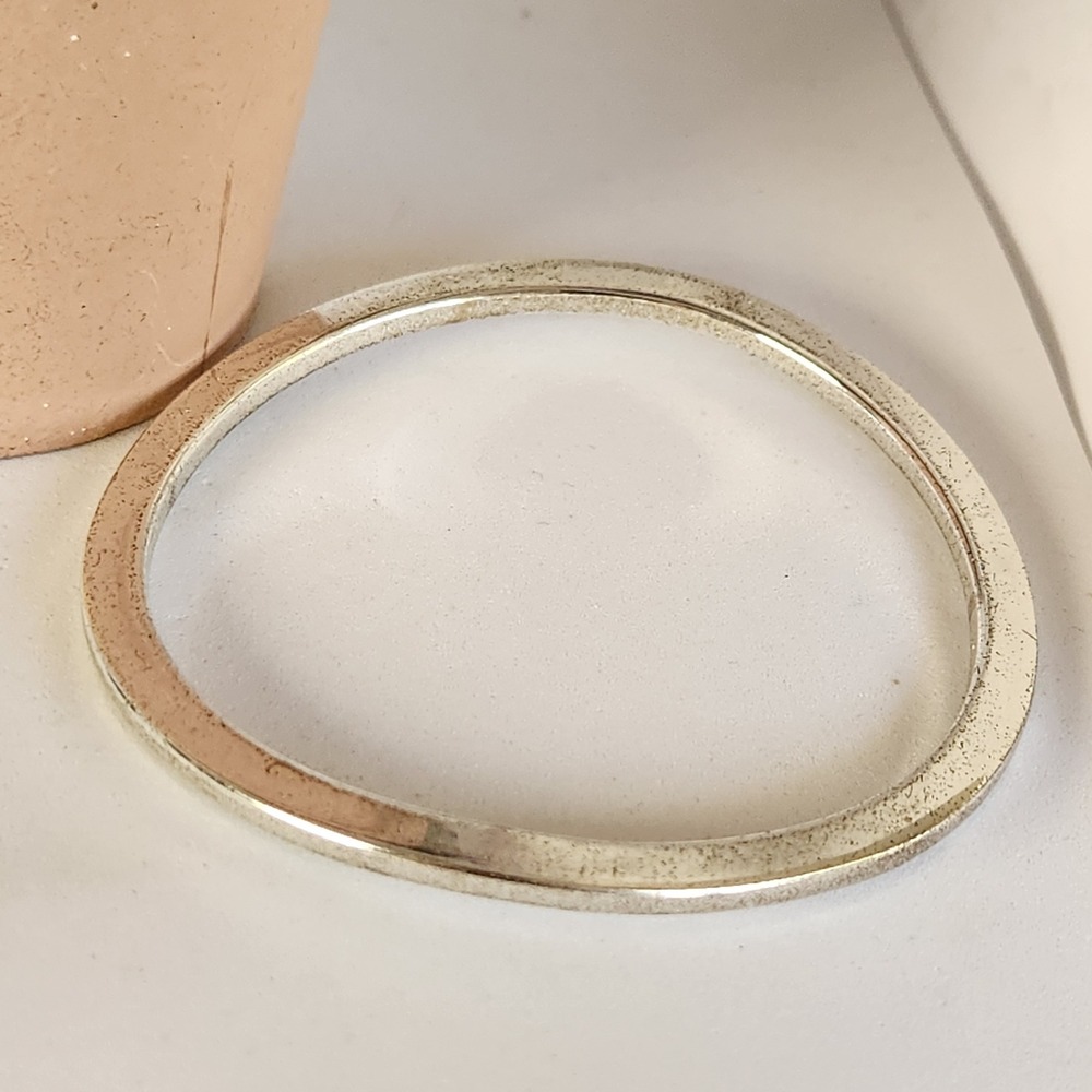 Silver Tone Minimalist Polished Round Slip On Bangle Bracelet Slim Stackable 2.5